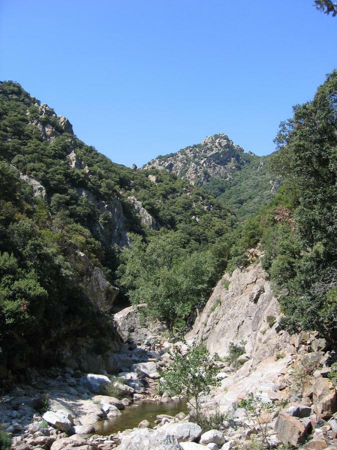 Gite Du Salagou Octon Exterior foto